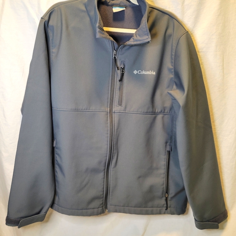 Columbia Softshell Jacket - image 2